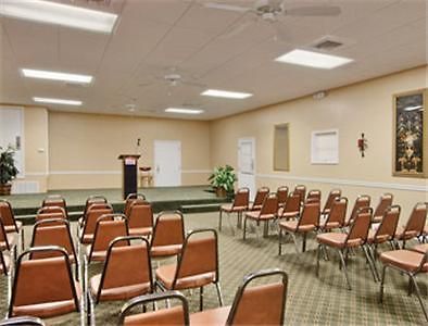 Hotel Ramada Ltd. Conference Center Tifton Einrichtungen foto